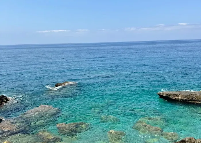 Σπίτι διακοπών Beachfront Cliff House - Private Αλάνια