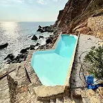 Beachfront Cliff House - Private Case de vacanță Alanya