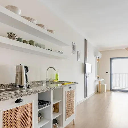 Beachfront Cliff House - Private Casa vacanze *