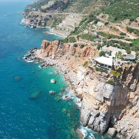 度假居 Beachfront Cliff House - Private *