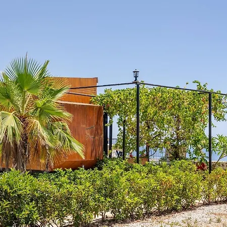 Beachfront Cliff House - Private 度假居 阿拉尼亚