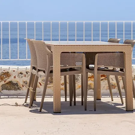 度假居 Beachfront Cliff House - Private