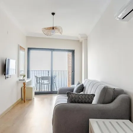 Beachfront Cliff House - Private 度假居 阿拉尼亚