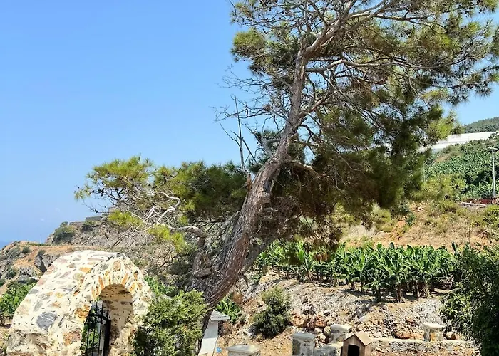 Holiday home Beachfront Cliff House - Private *