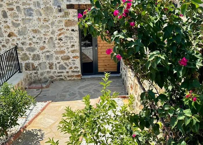 Holiday home Beachfront Cliff House - Private Alanya