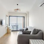 Beachfront Cliff House - Private 펜션 알란야